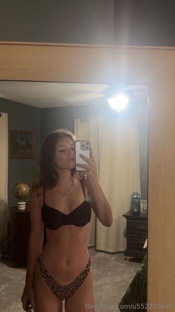 Full leaked Clarareese page private onlyfans photo