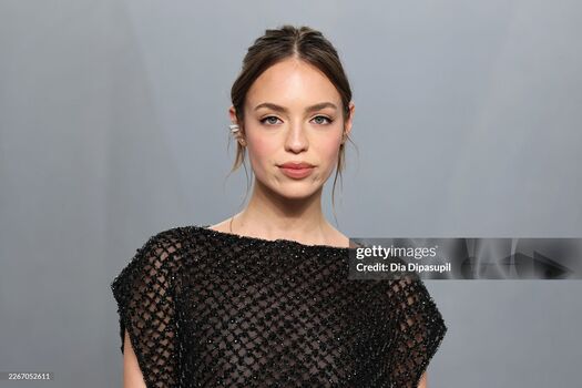 Claudia Sulewski
