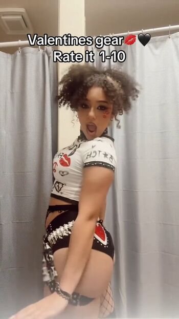 Full leaked Corinne joy private onlyfans photo