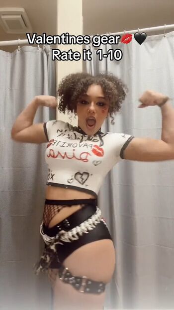 Full leaked Corinne joy private onlyfans photo