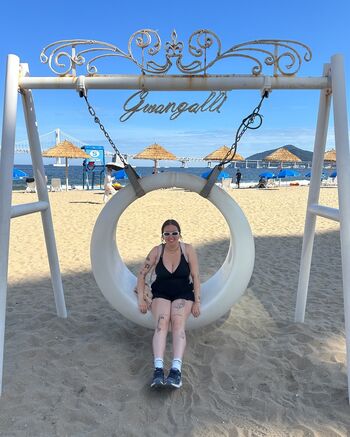 Full leaked Chelasway / private onlyfans photo