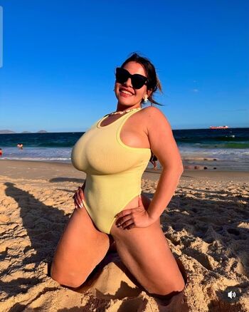 Curvy Goddesses