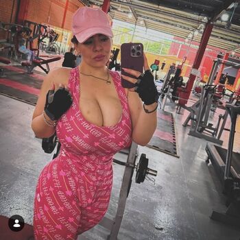 Curvy Goddesses