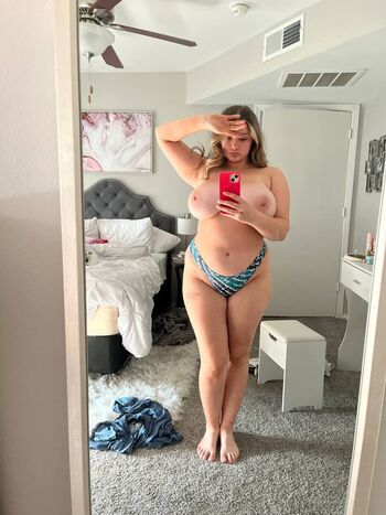 Curvy Goddesses