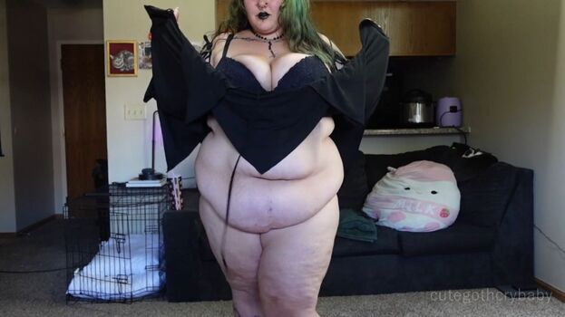 cutegothcrybaby