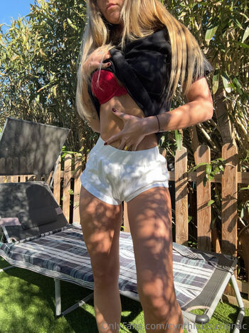 Full leaked Cynthia bouzignac private onlyfans photo