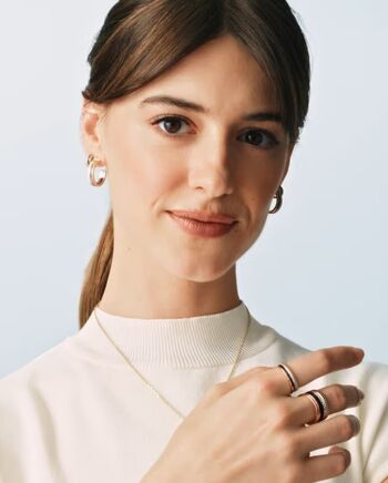 Daisy Edgar-Jones