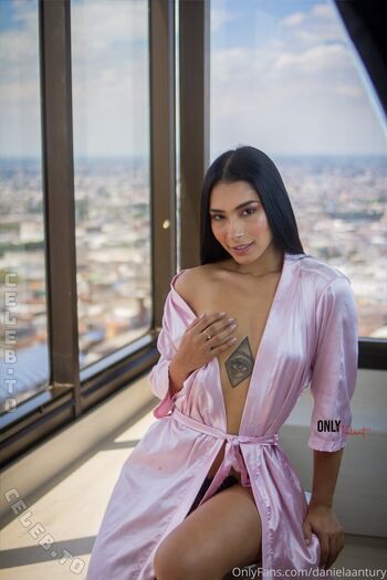 danielaantury