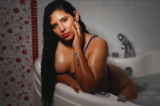 Full leaked Danielleevans private onlyfans photo