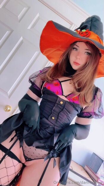 Danni Meow