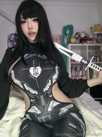 Daph ASMR