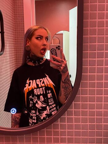 Full leaked Dariamilk private onlyfans photo