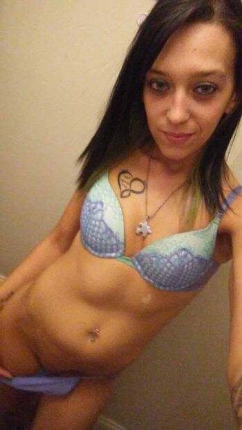 Davina Jewell