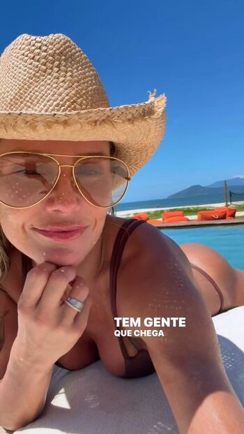 Deborah Secco