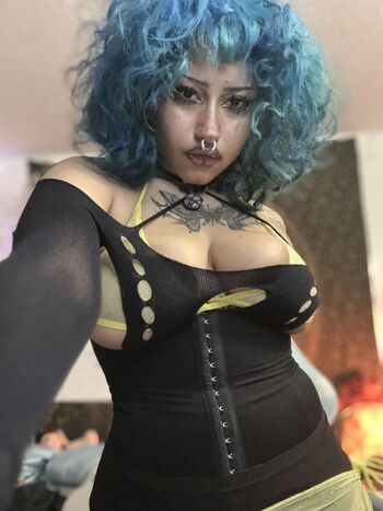 deluxxxeblu