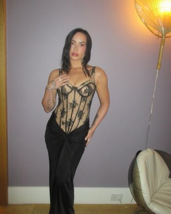 Full leaked Demi lovato page private onlyfans photo