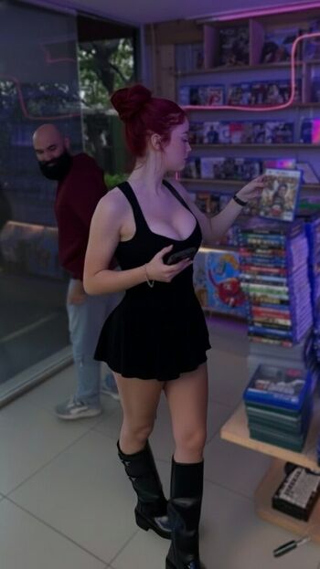 Derya Akarsu