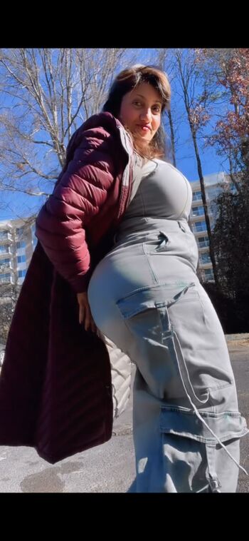 Desi Asszilla