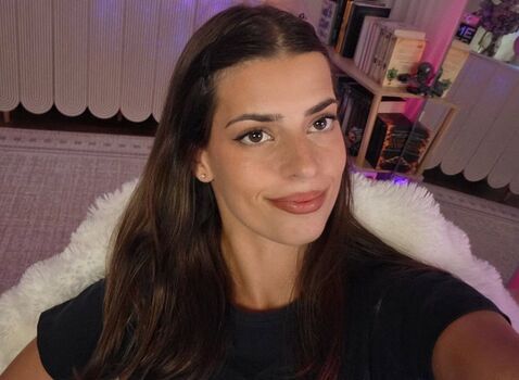 Full leaked Develique page private onlyfans photo