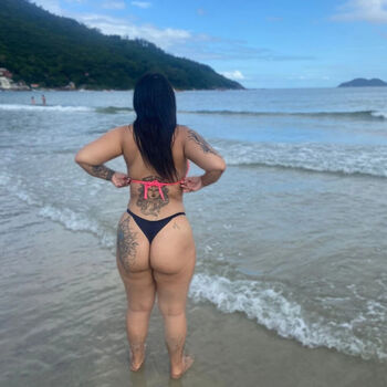 Dhulia Matos