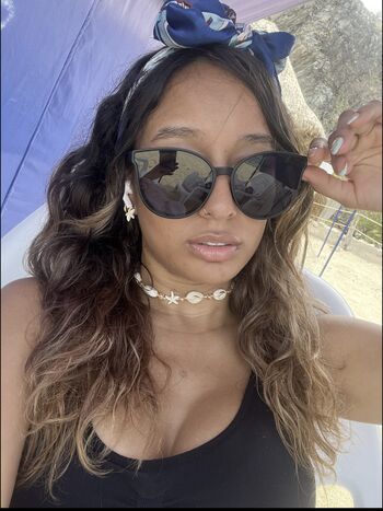 DianaHopson