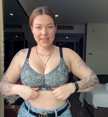 Full leaked Die meedtis page private onlyfans photo