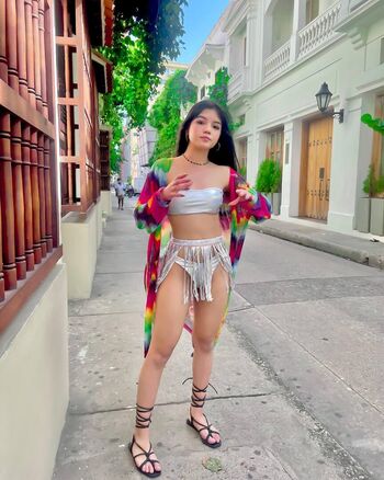 Full leaked Dimevaluu private onlyfans photo