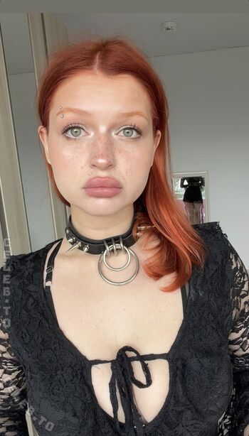 Full leaked Niantutu/ private onlyfans photo