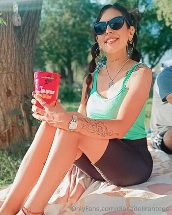 diosadeliranteee