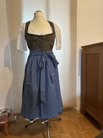 dirndl_julia