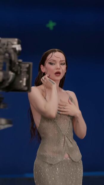 Dove Cameron