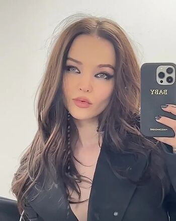 Dove Cameron