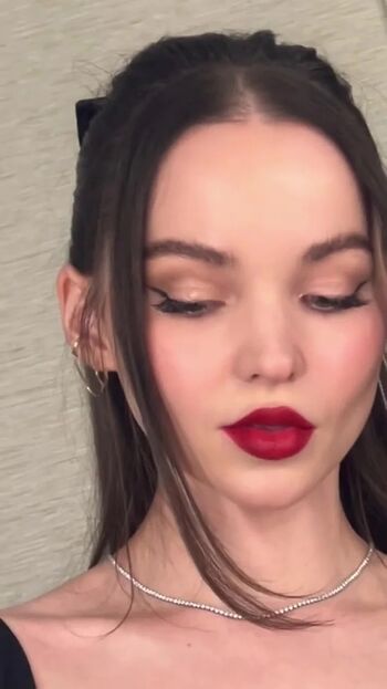 Dove Cameron