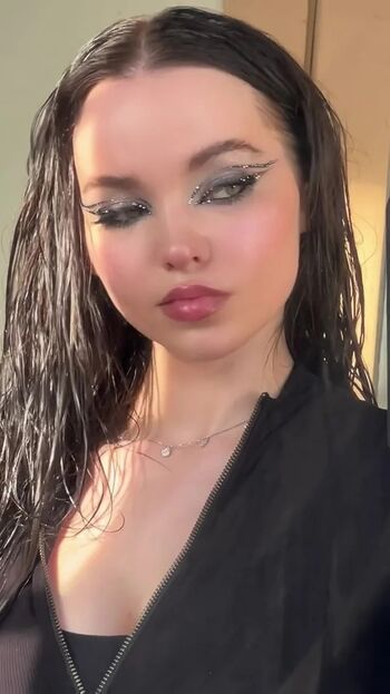 Dove Cameron