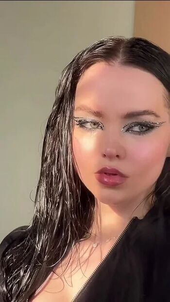 Dove Cameron