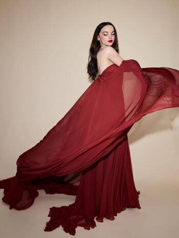 Dove Cameron