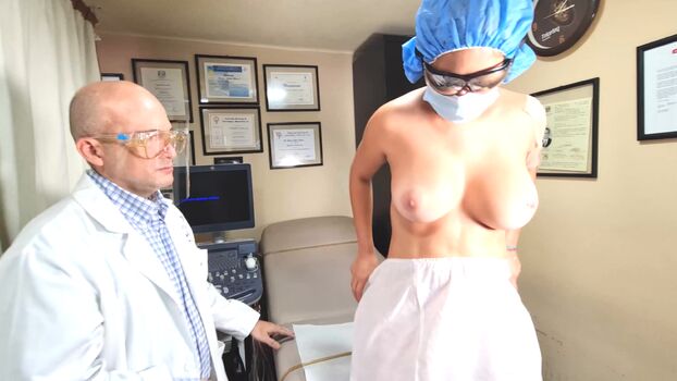 Dr. Gustavo Quirós Licona