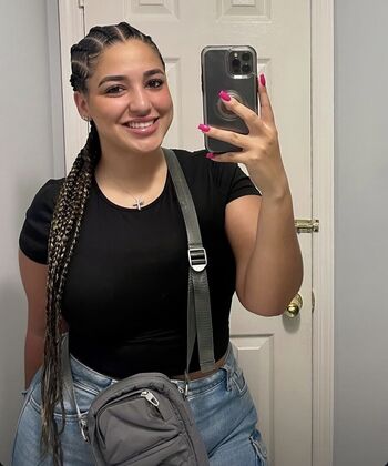 Full leaked Drivewithisabella private onlyfans photo