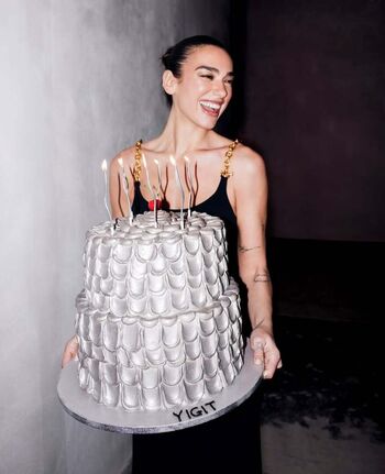 Dua Lipa