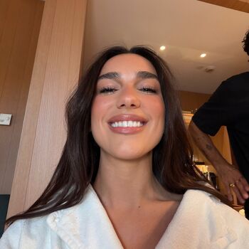 Dua Lipa
