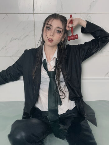 Full leaked Duckie cos page private onlyfans photo