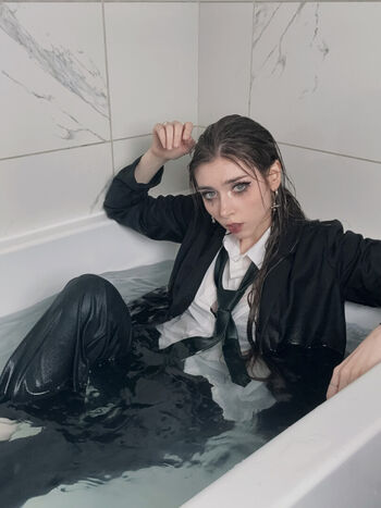Full leaked Duckie cos page private onlyfans photo
