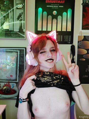 Full leaked Edgykittykat private onlyfans photo