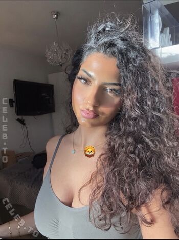 Full leaked Einfachjana private onlyfans photo
