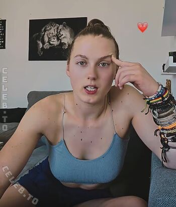 Full leaked Einfachnurchristiinaa private onlyfans photo