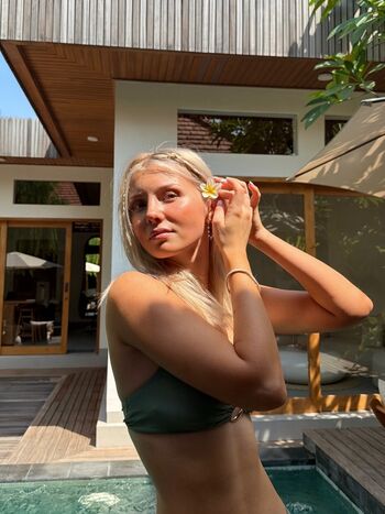 Full leaked Elena zbt page private onlyfans photo