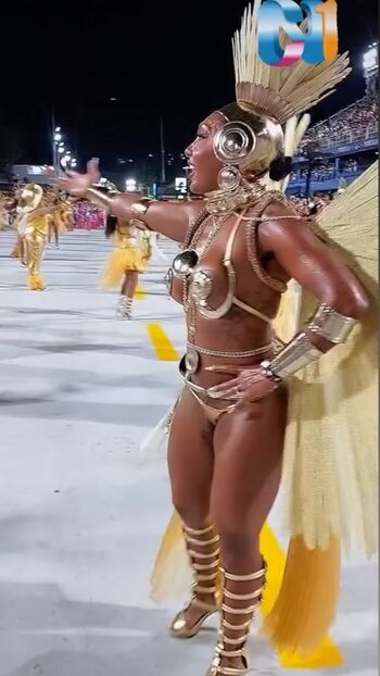 Elisangela Welburn