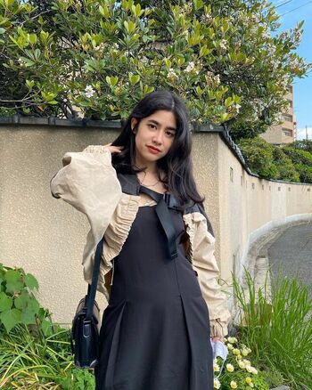 Elise ASMR / Elise Tran / Elise's Garden