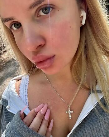 Elizabeth M