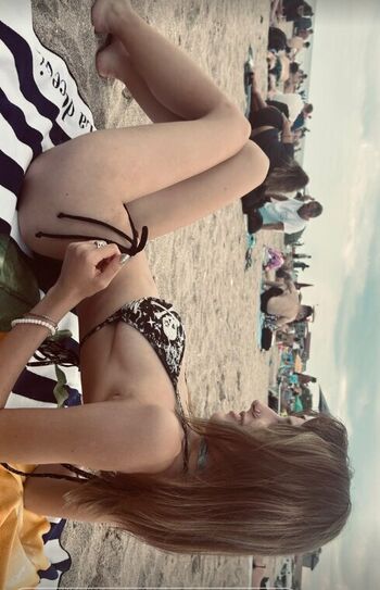 Full leaked Elizxaq private onlyfans photo